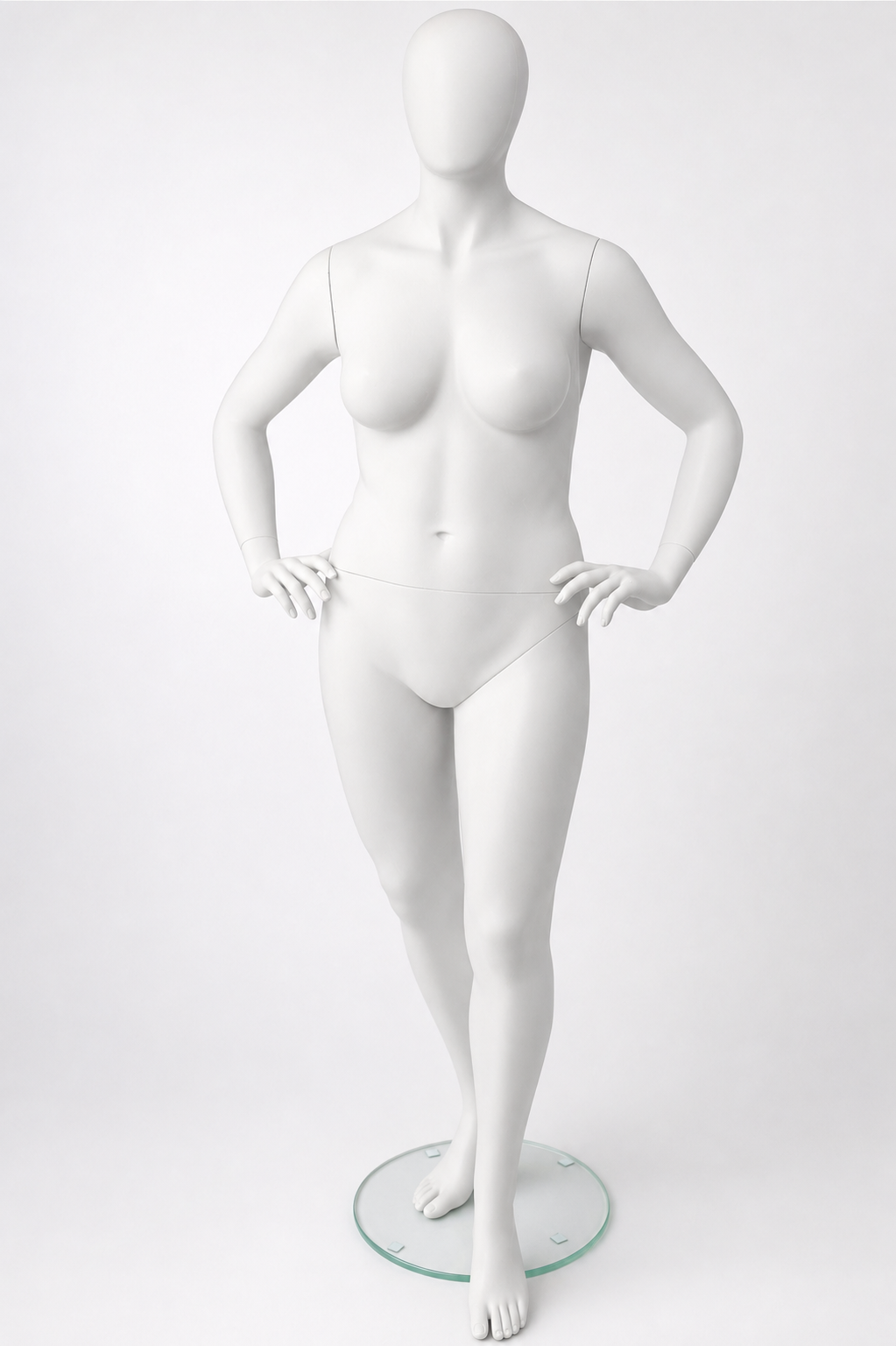 Goldilocks plus size female mannequin